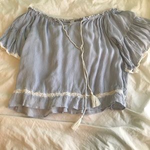 American Eagle off the shoulder top